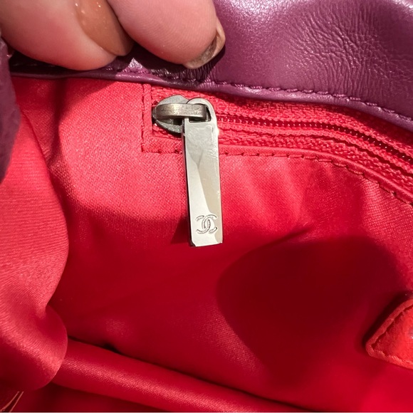 CHANEL ‘Lipstick’ Flap Bag - Picture 10 of 15